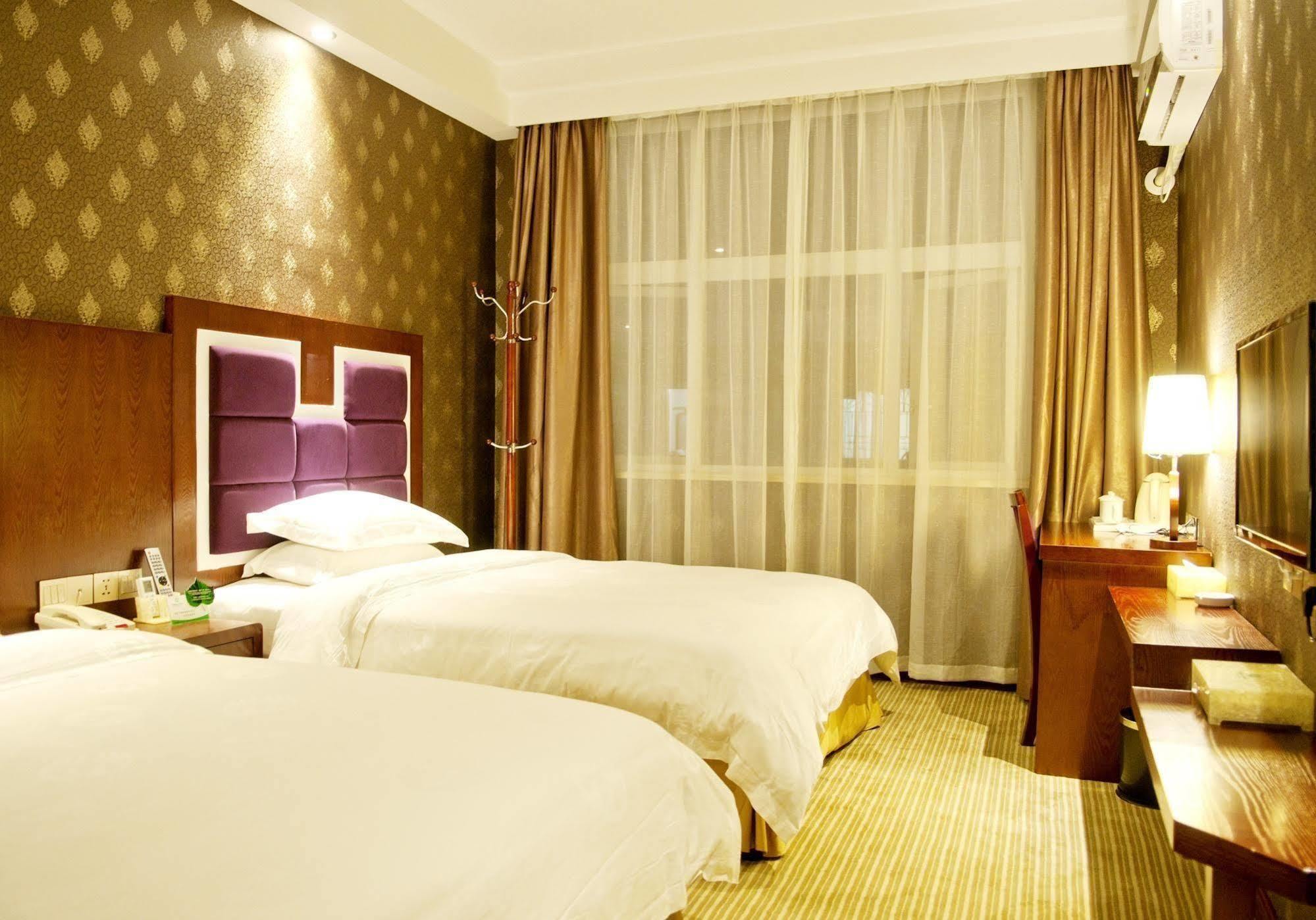 גווילין Yuwei Business Hotel מראה חיצוני תמונה