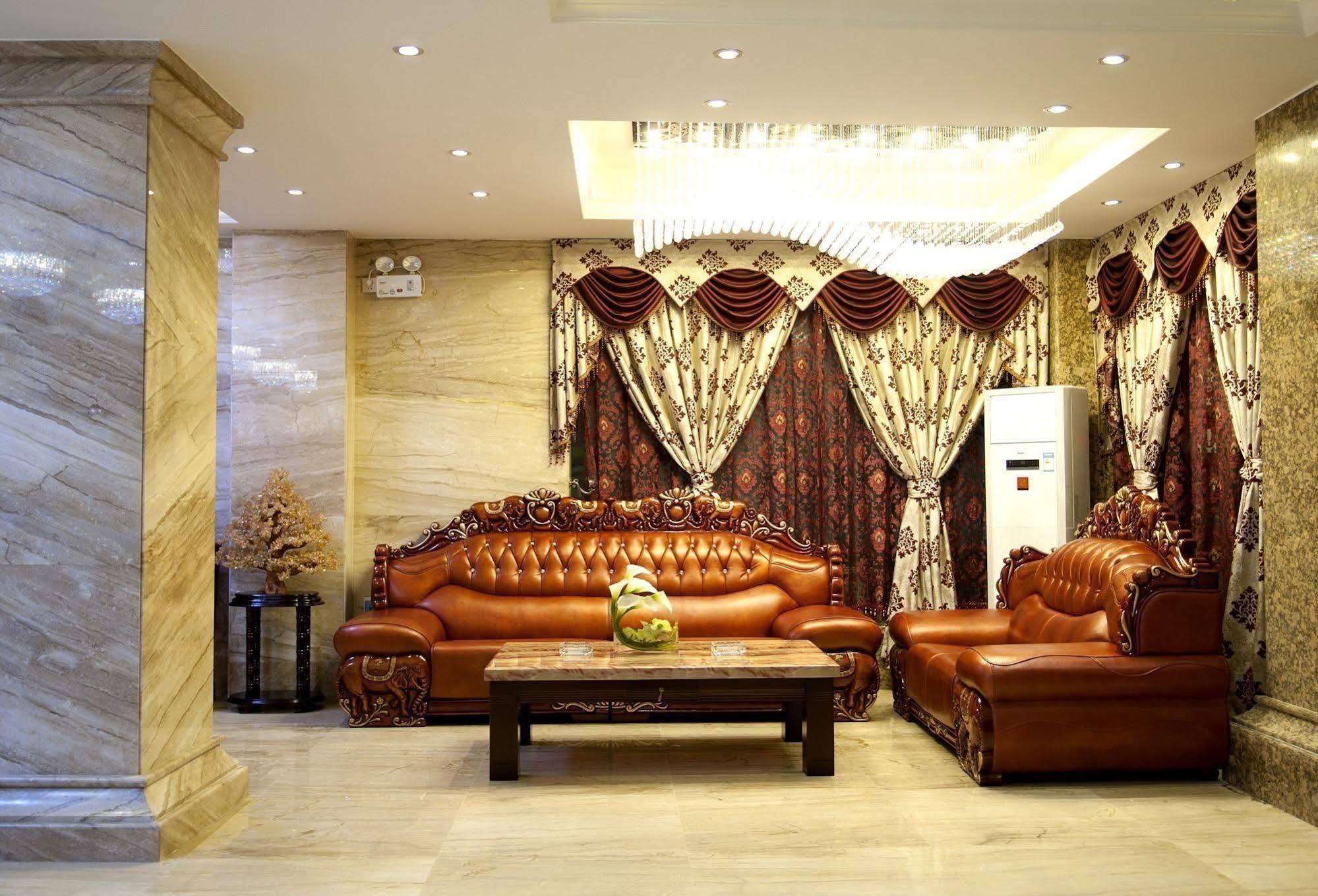 גווילין Yuwei Business Hotel מראה חיצוני תמונה