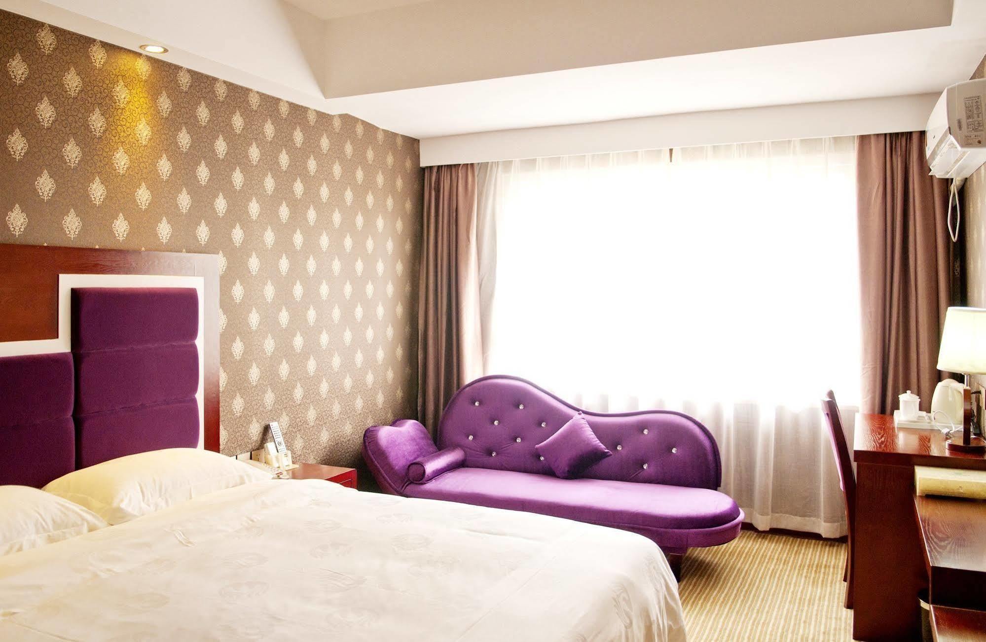 גווילין Yuwei Business Hotel מראה חיצוני תמונה